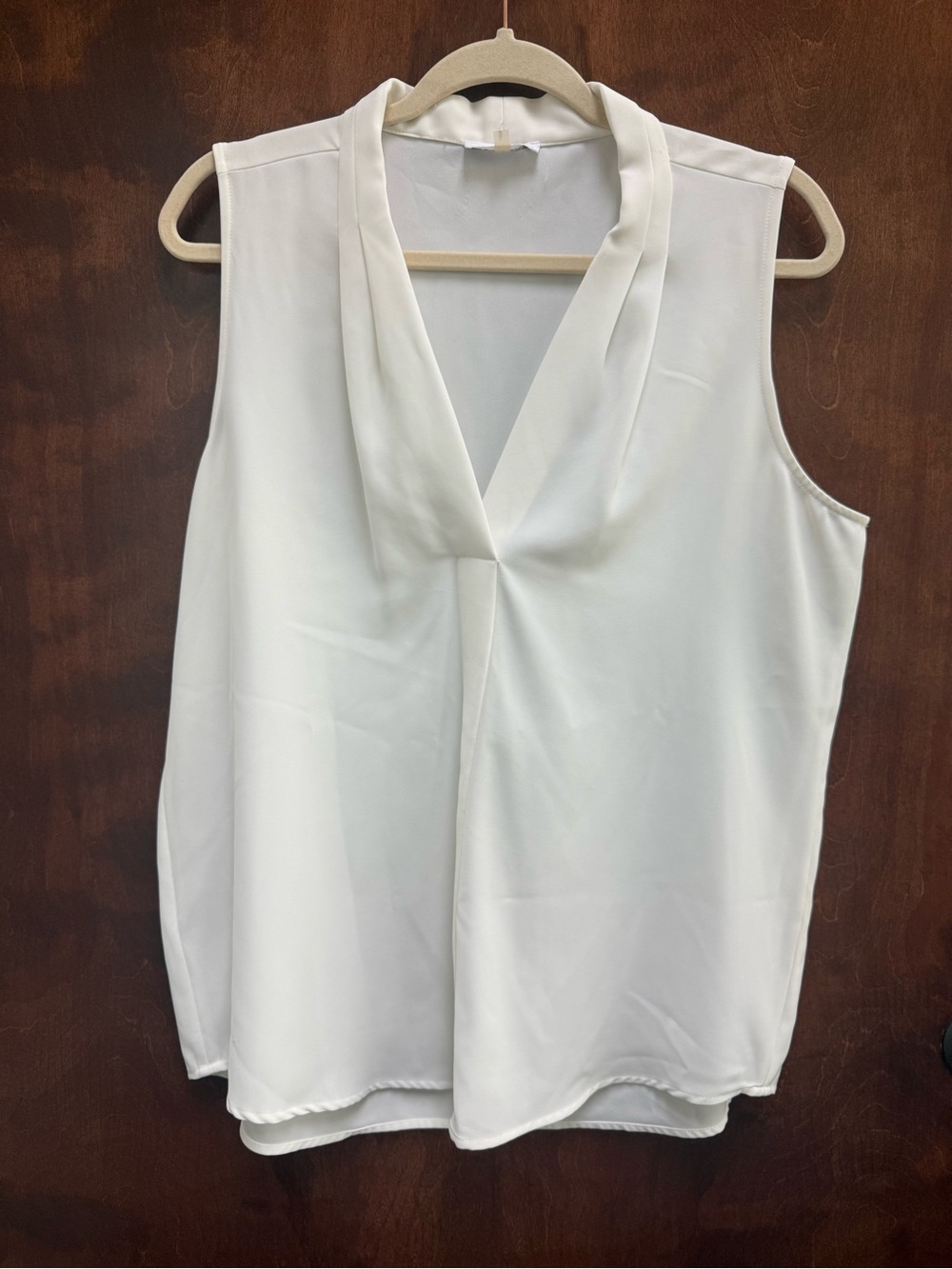 Calvin Klein Sleeveless V-Neck White Women's Blouse/Cani - size Large